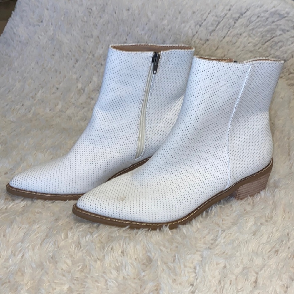 Ankle boots